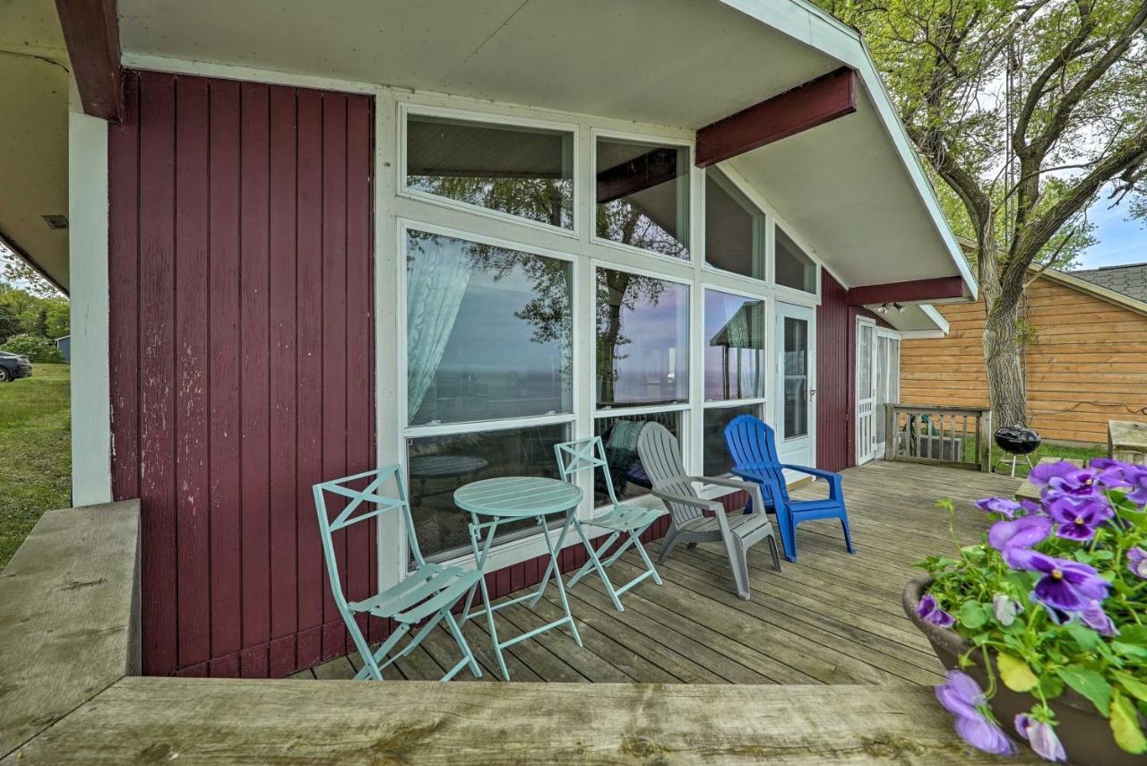 Lakefront Cottage Near Wineries And State Parks! Mears Exterior photo